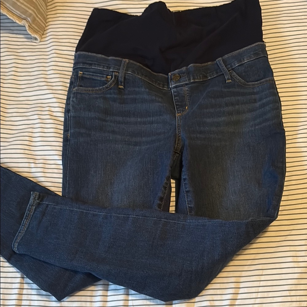 Gap maternity blue jeans size 31 full panel with stretch